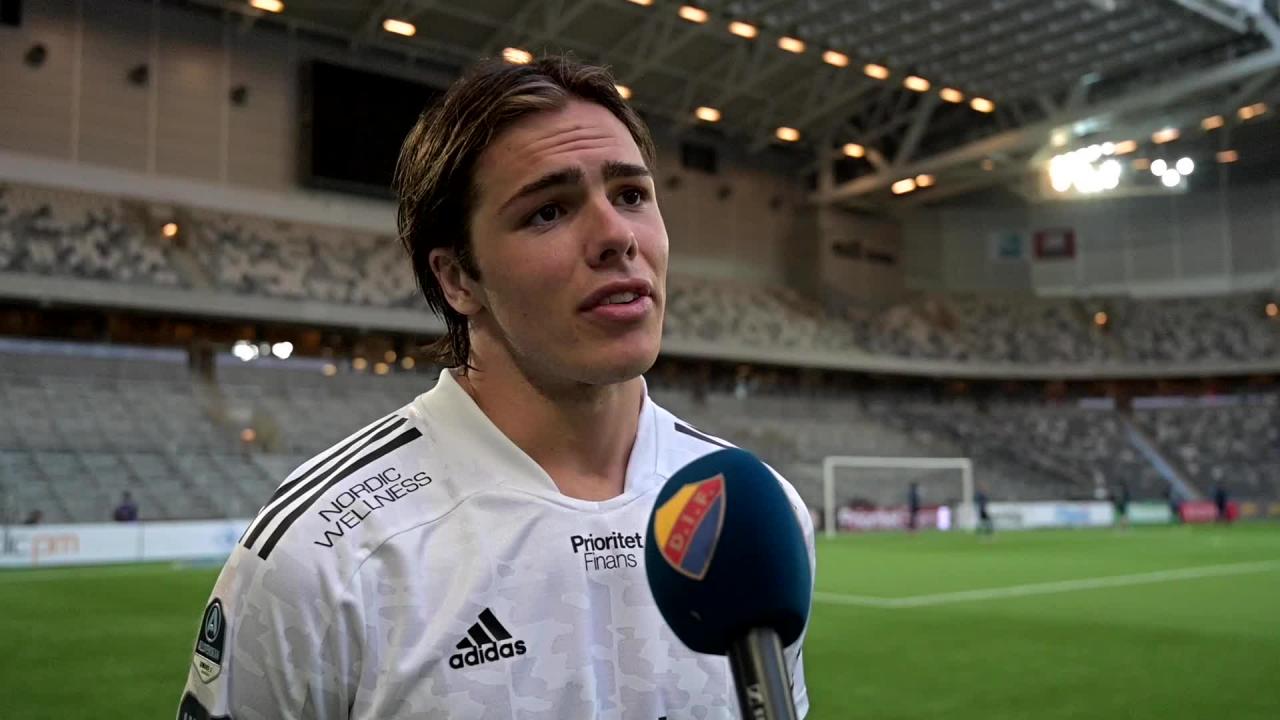Djurgården Fotboll: 
        Jacob Widell Zetterström och Magnus Eriksson efter krysset mot Blåvitt
      